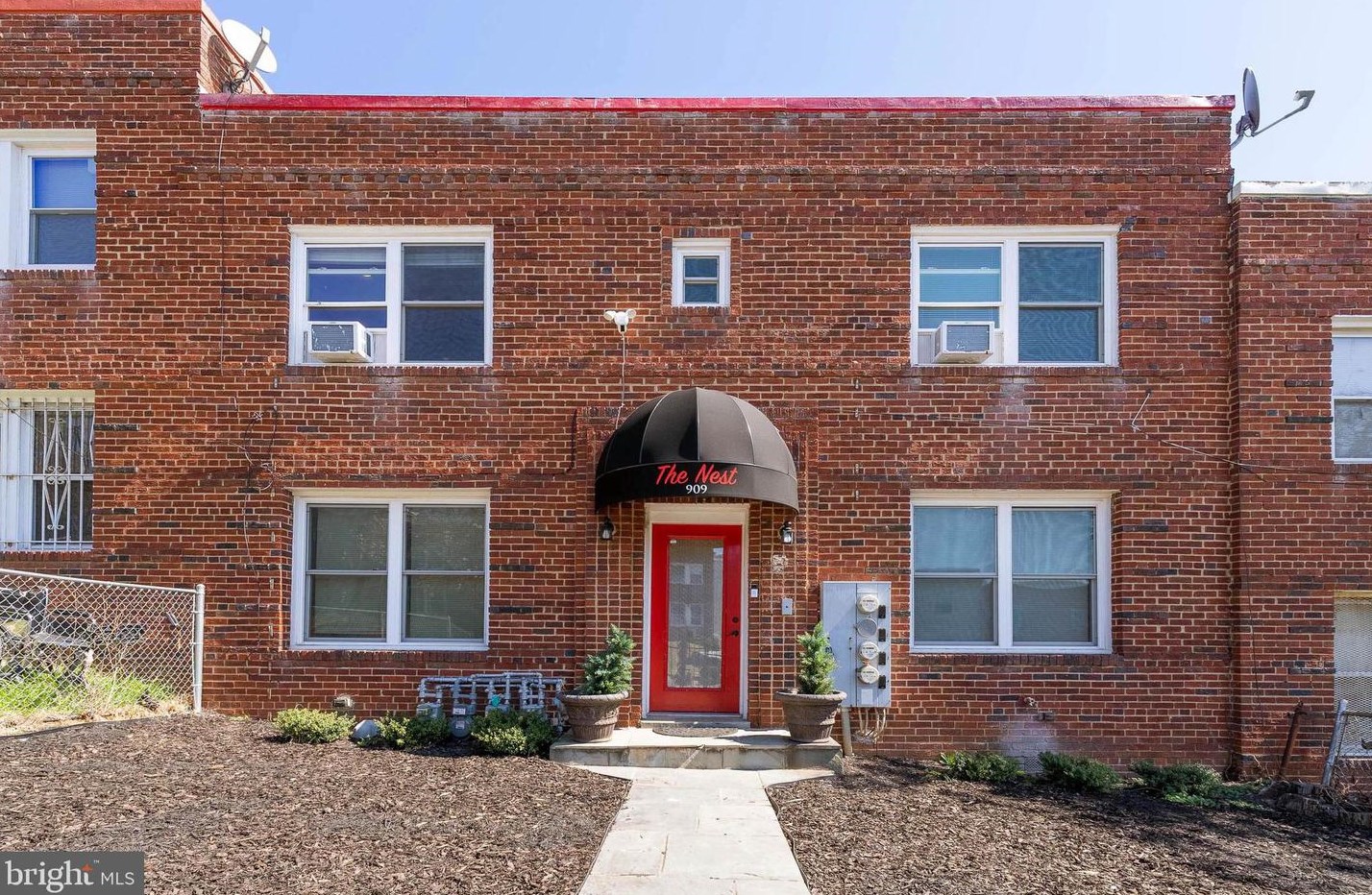 909 19th St Ne #4, Washington, DC 20002
