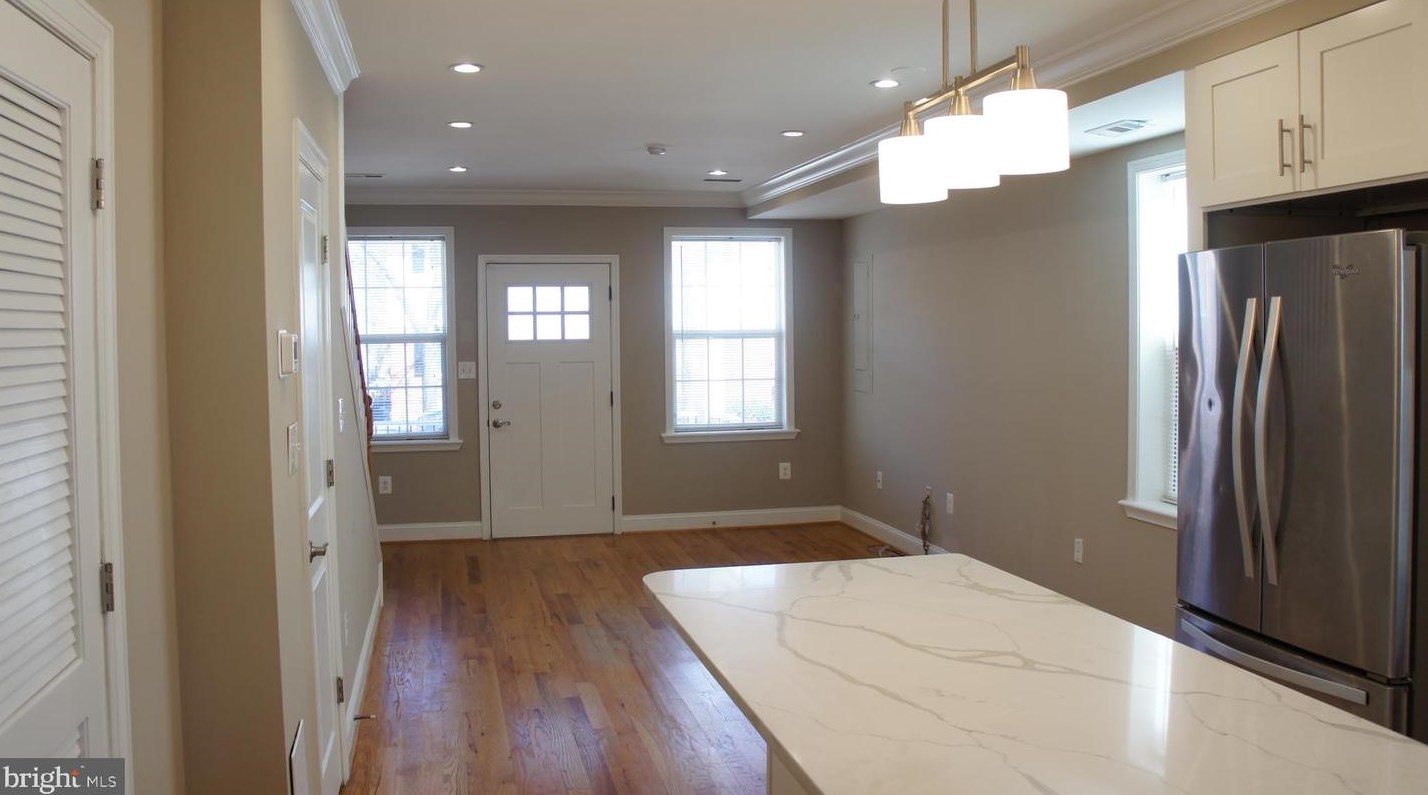 4519 Clay St Ne, Washington, DC 20019