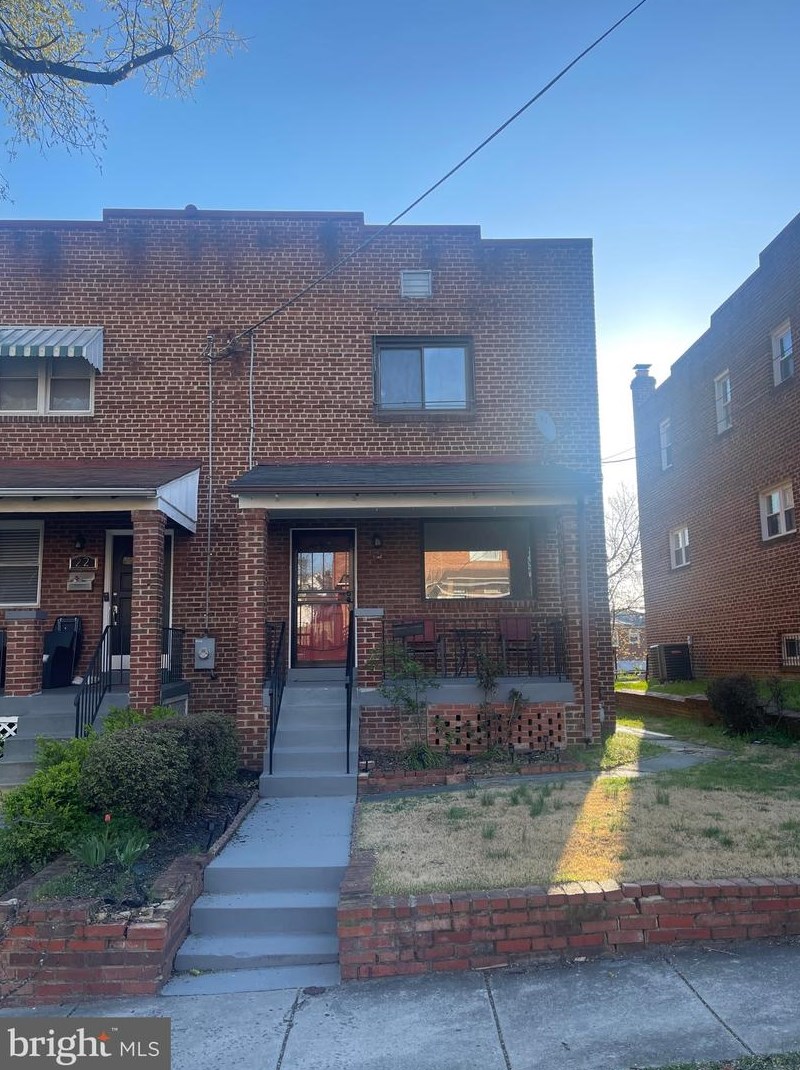 24 54th St Se, Washington, DC 20019