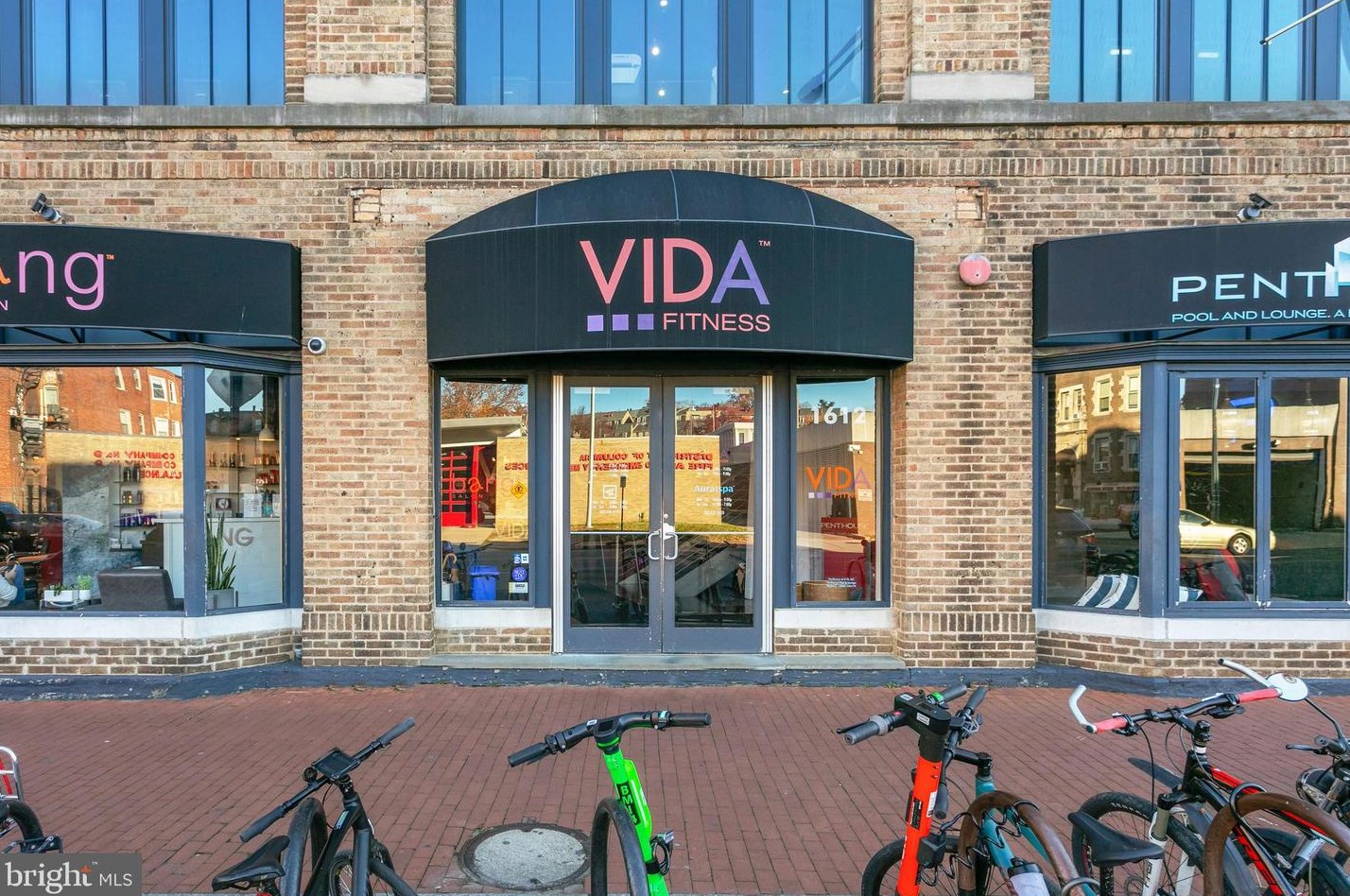 2125 14th St, Washington DC 20009-4464 exterior