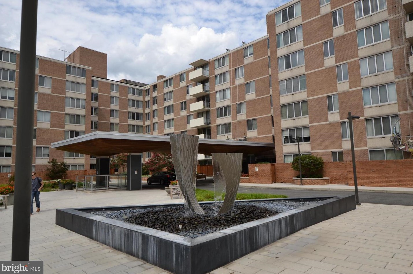 2939 Van Ness St Nw Apt 234, Washington, DC 20008