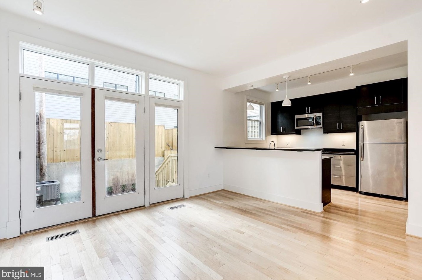 730 Columbia Rd Nw #1, Washington, DC 20001
