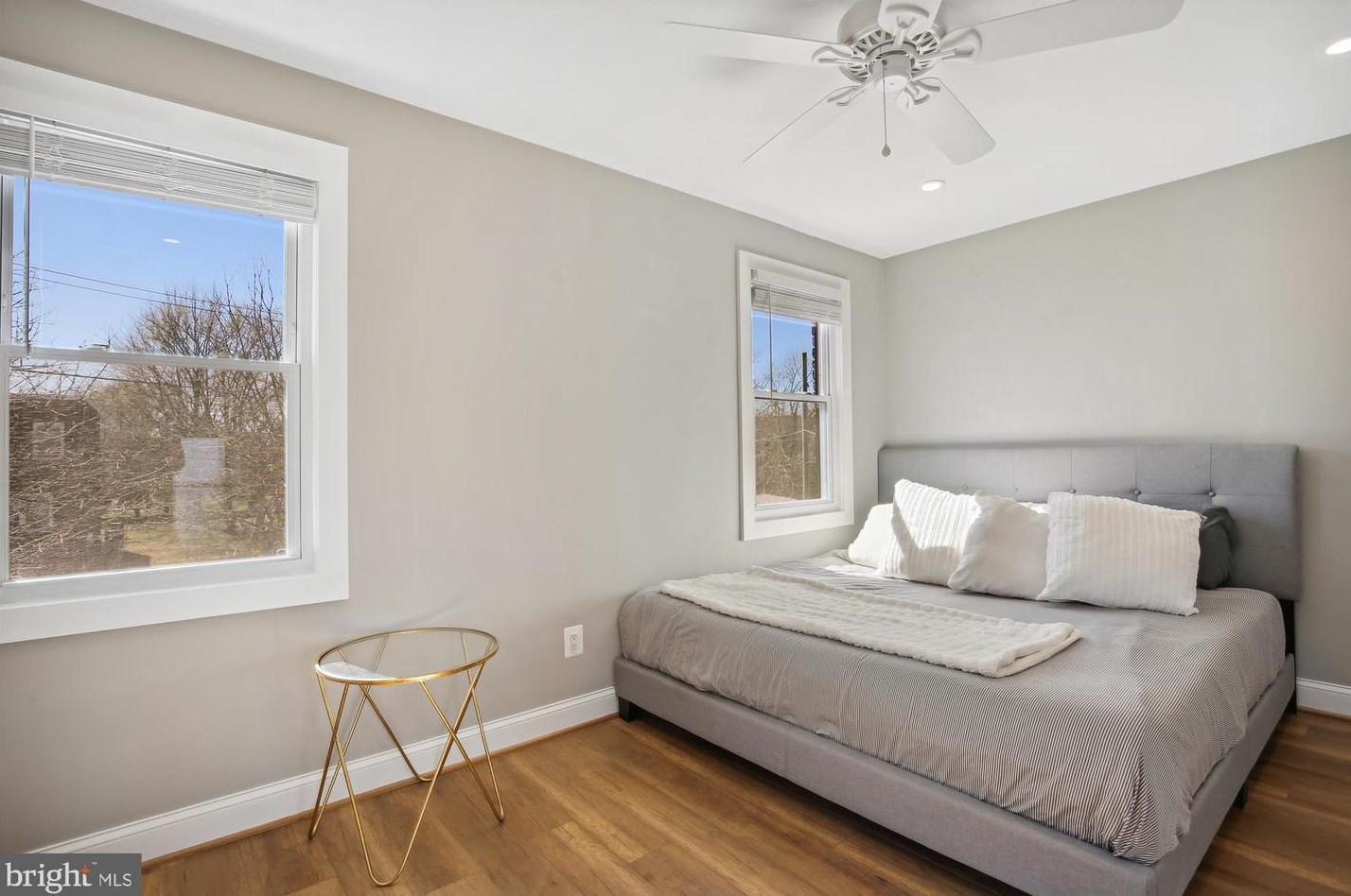 252 Oakwood St Se, Washington, DC 20032