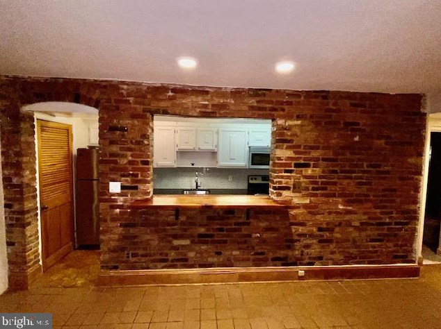 1614 Riggs Pl Nw #b, Washington, DC 20009