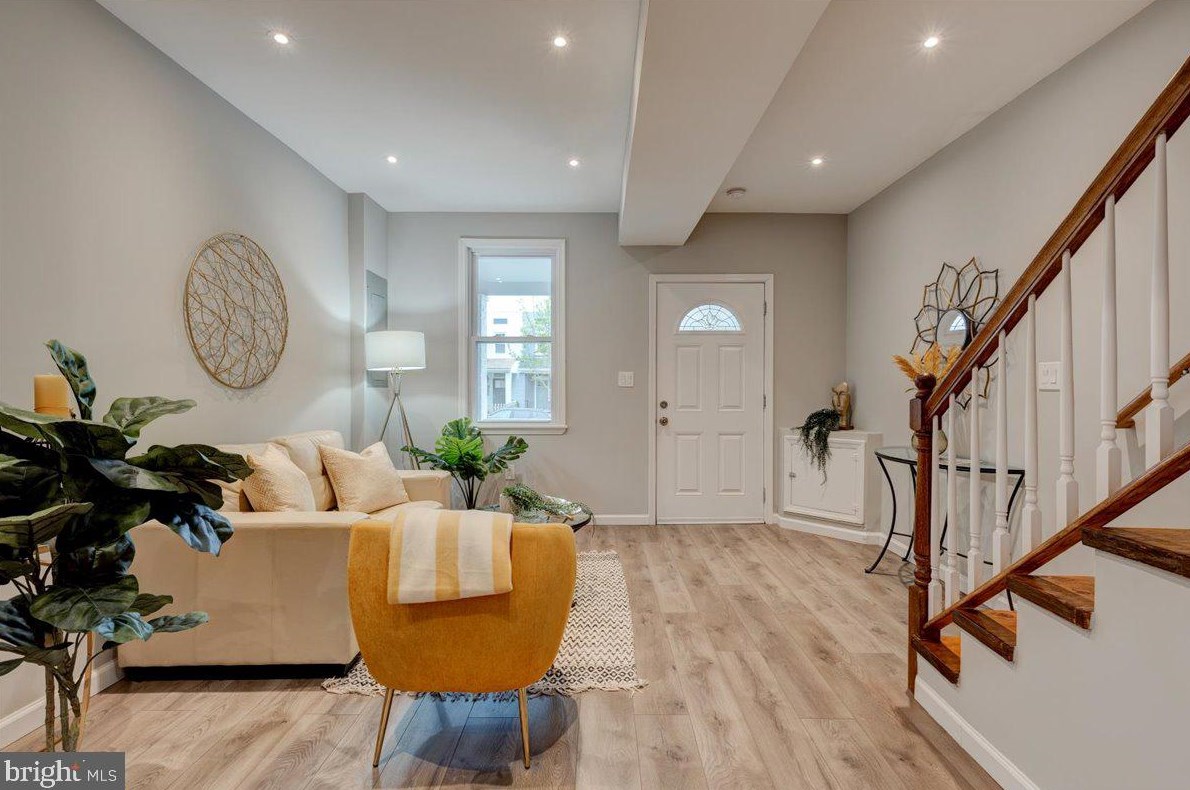 1818 L St, Washington DC 20002-3024 exterior