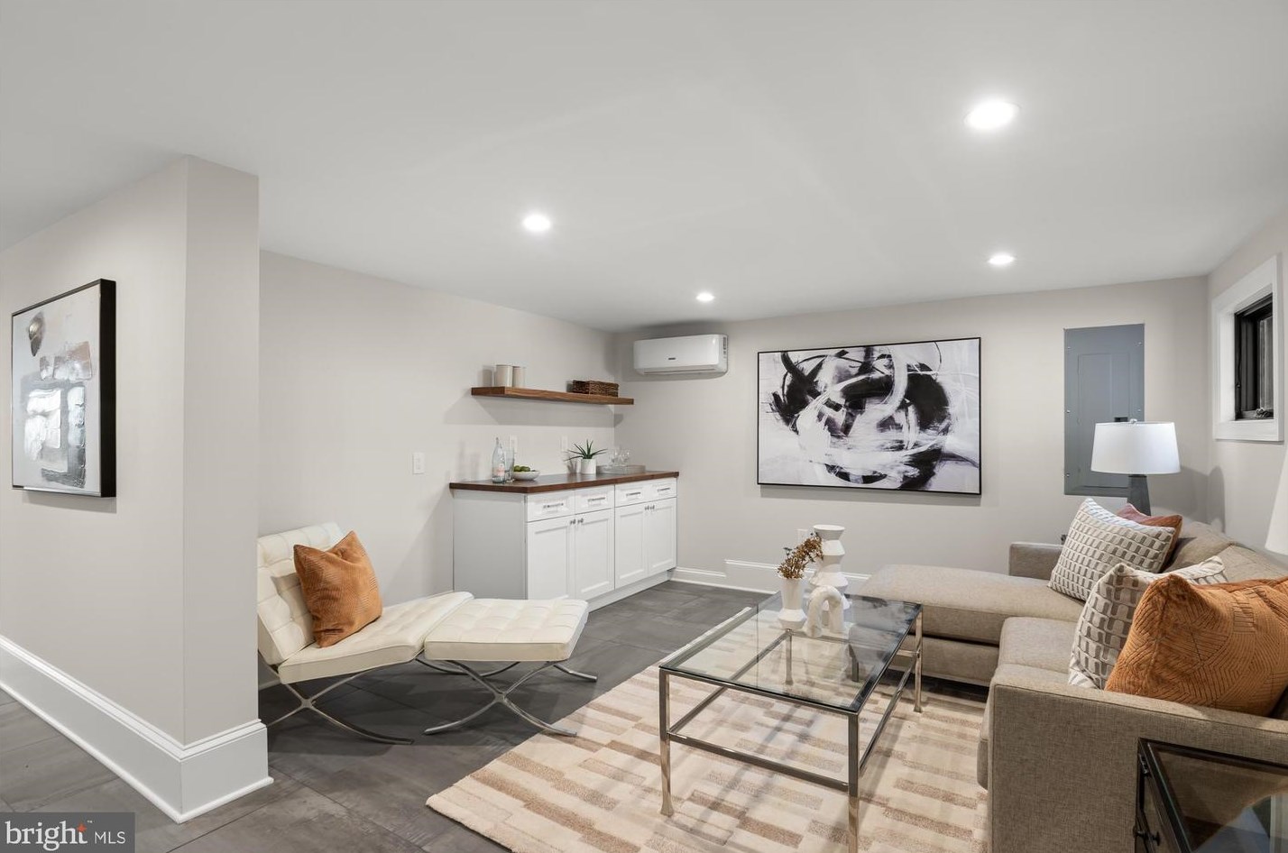 1868 Monroe St, Washington DC  20018-2736 exterior