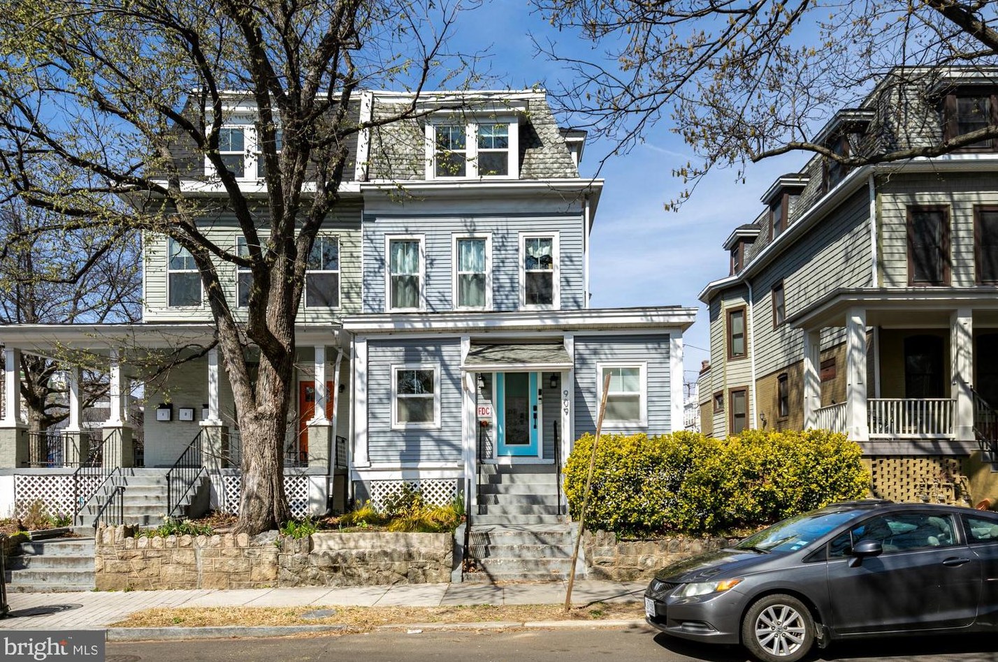 909 Webster St, Washington, DC 20011-7129