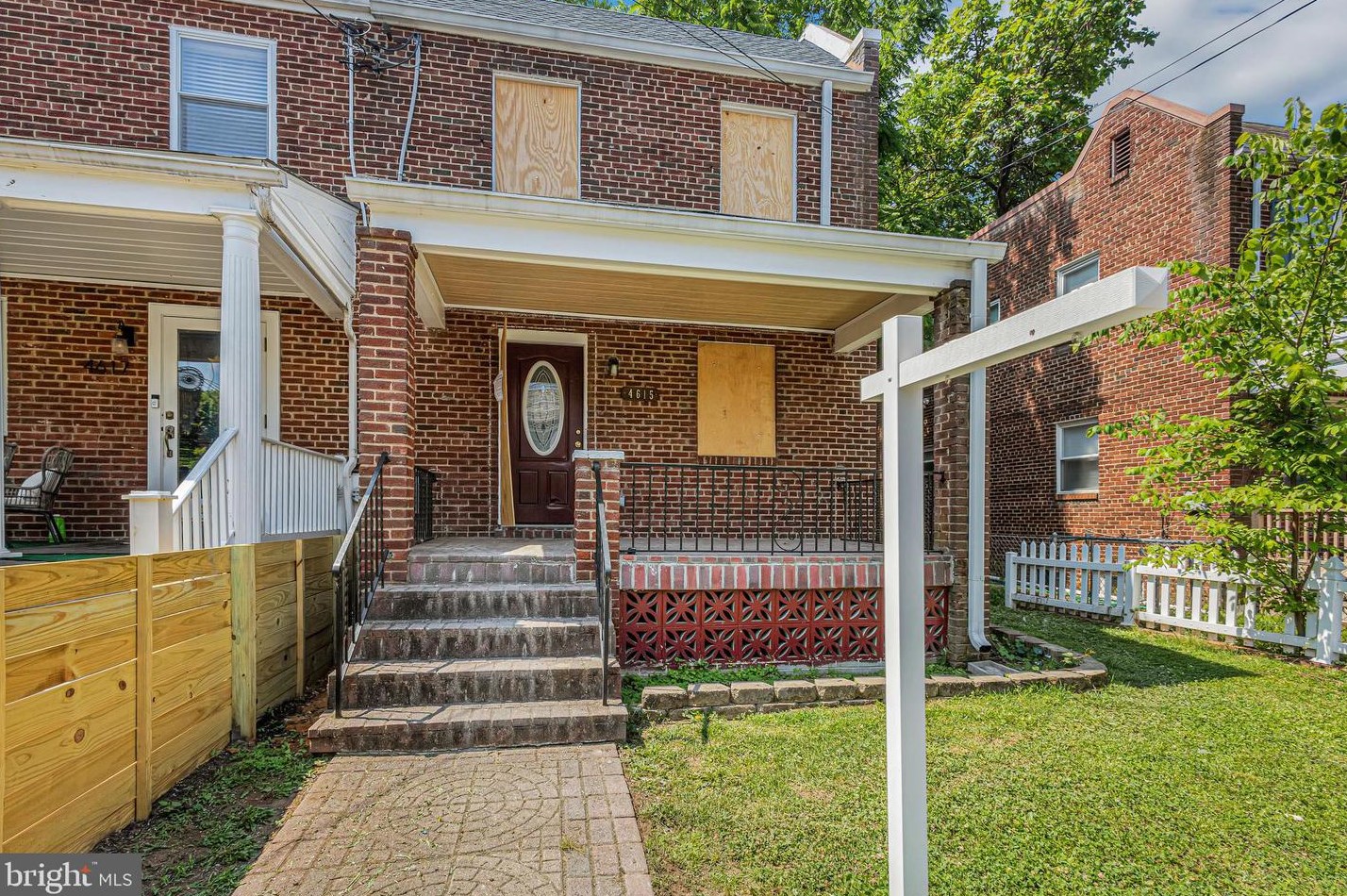 4615 Clay St, Washington DC  20019-4663 exterior