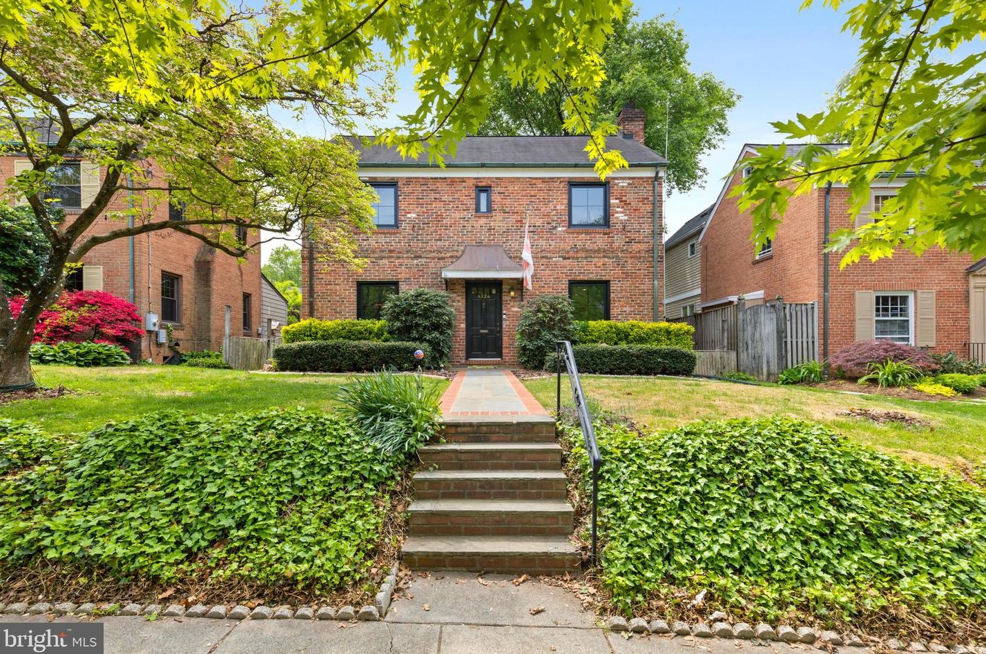 4324 Yuma St Nw, Washington, DC 20016