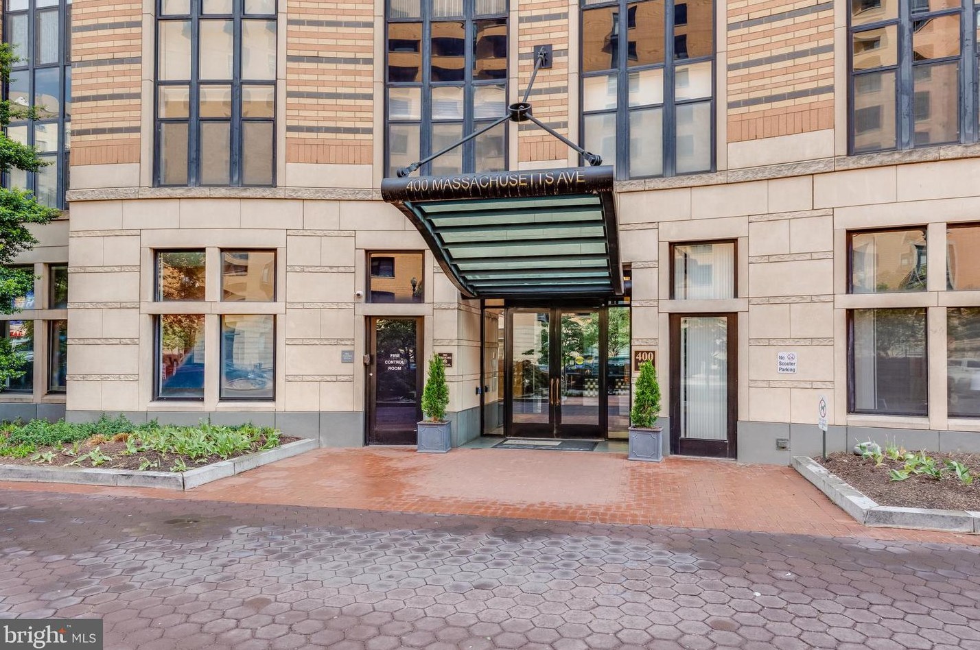400 Massachusetts Ave Nw #905, Washington, DC 20001