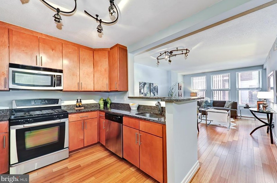 915 E St Nw #407, Washington, DC 20004