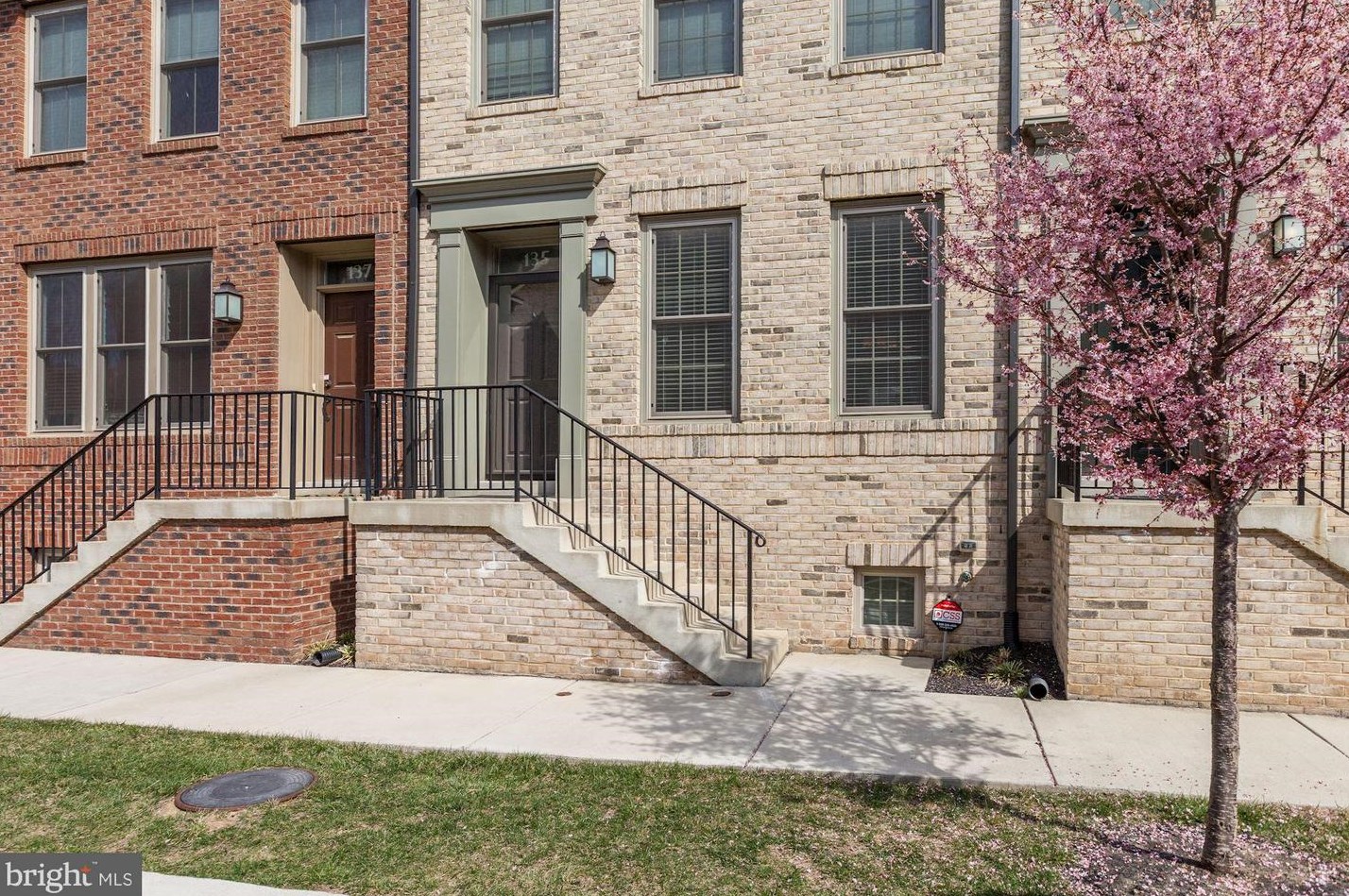 135 Waltman Pl Ne, Washington, DC 20011