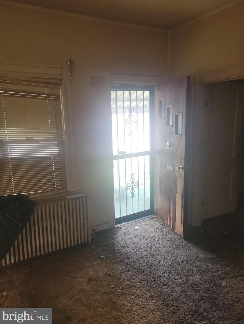 4252 Foote St, Washington, DC 20019-8018