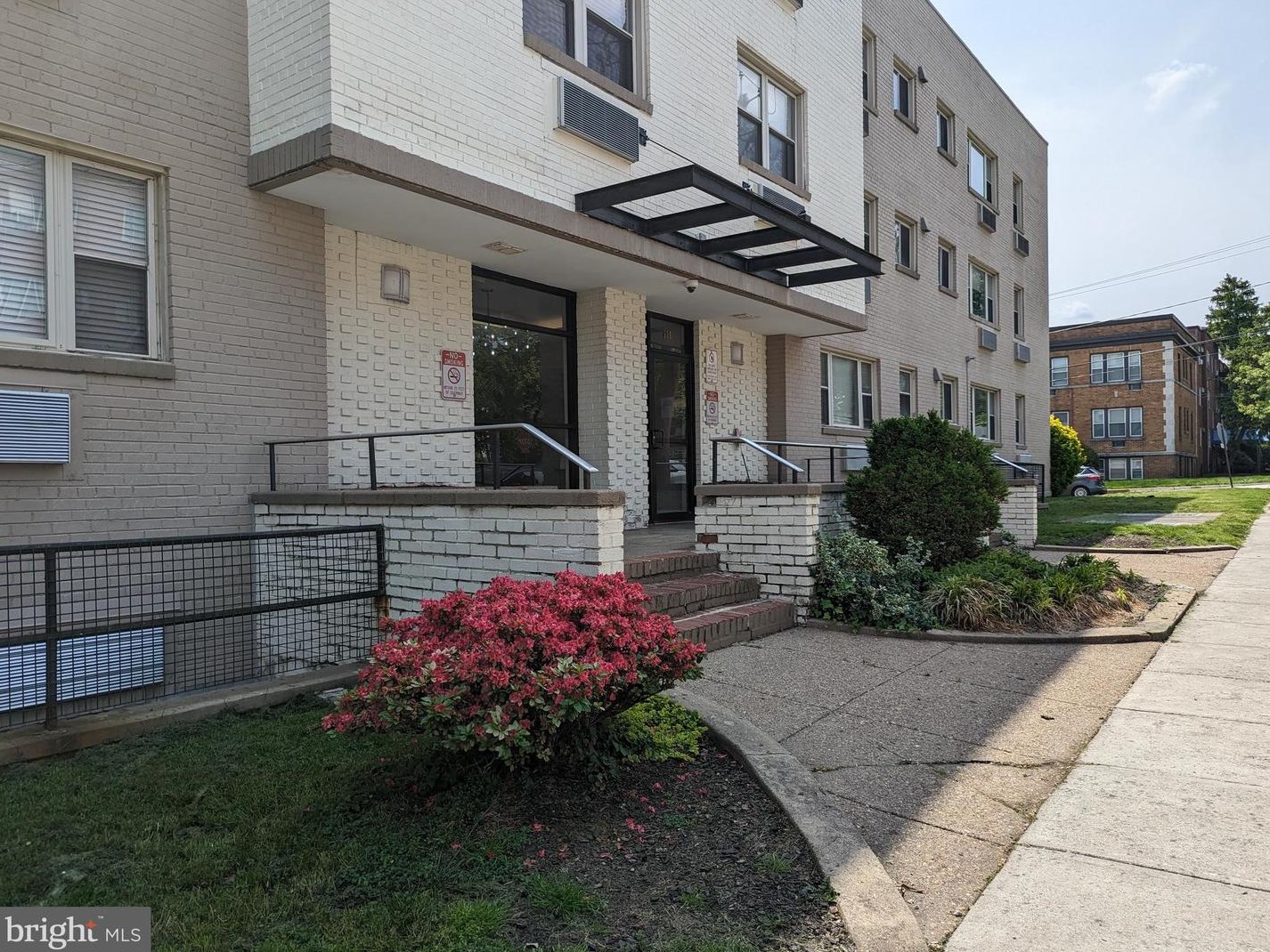 738 Longfellow St Nw #301, Washington, DC 20011