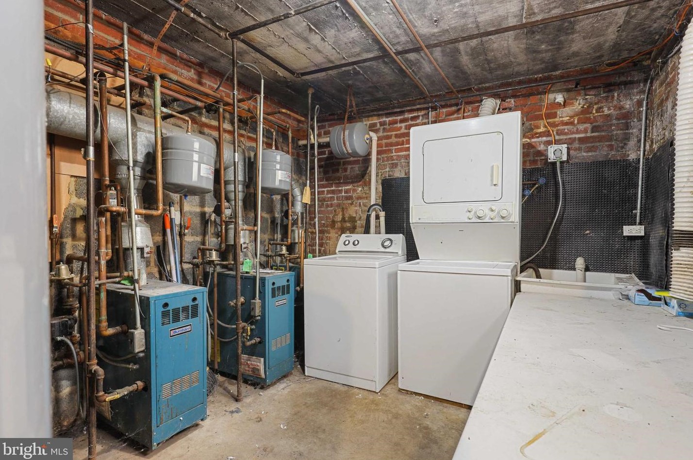 3929 Fulton St, Washington DC 20007-1379 exterior