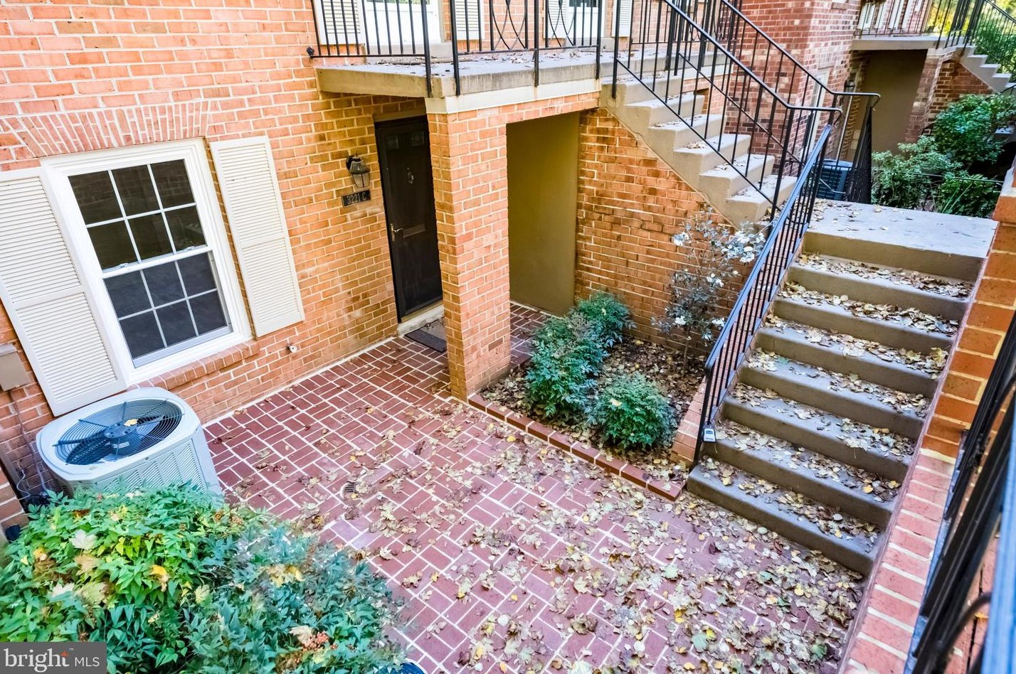 3221 Sutton Pl Nw #c, Washington, DC