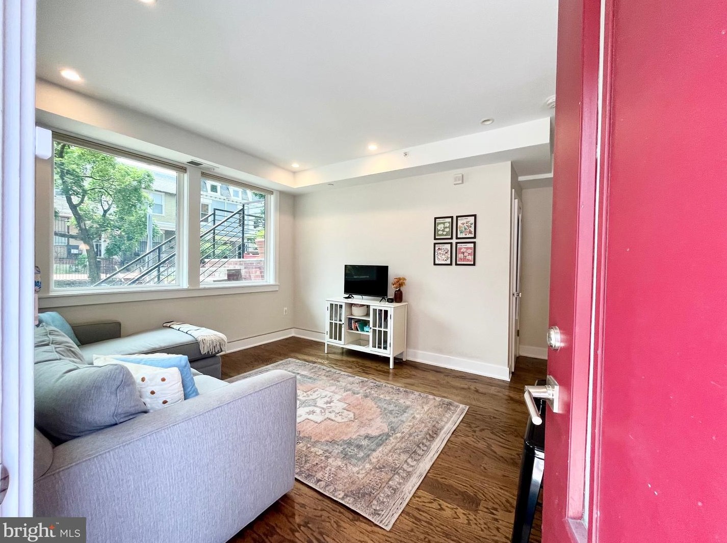 717 Hobart Pl Nw #b, Washington, DC 20001