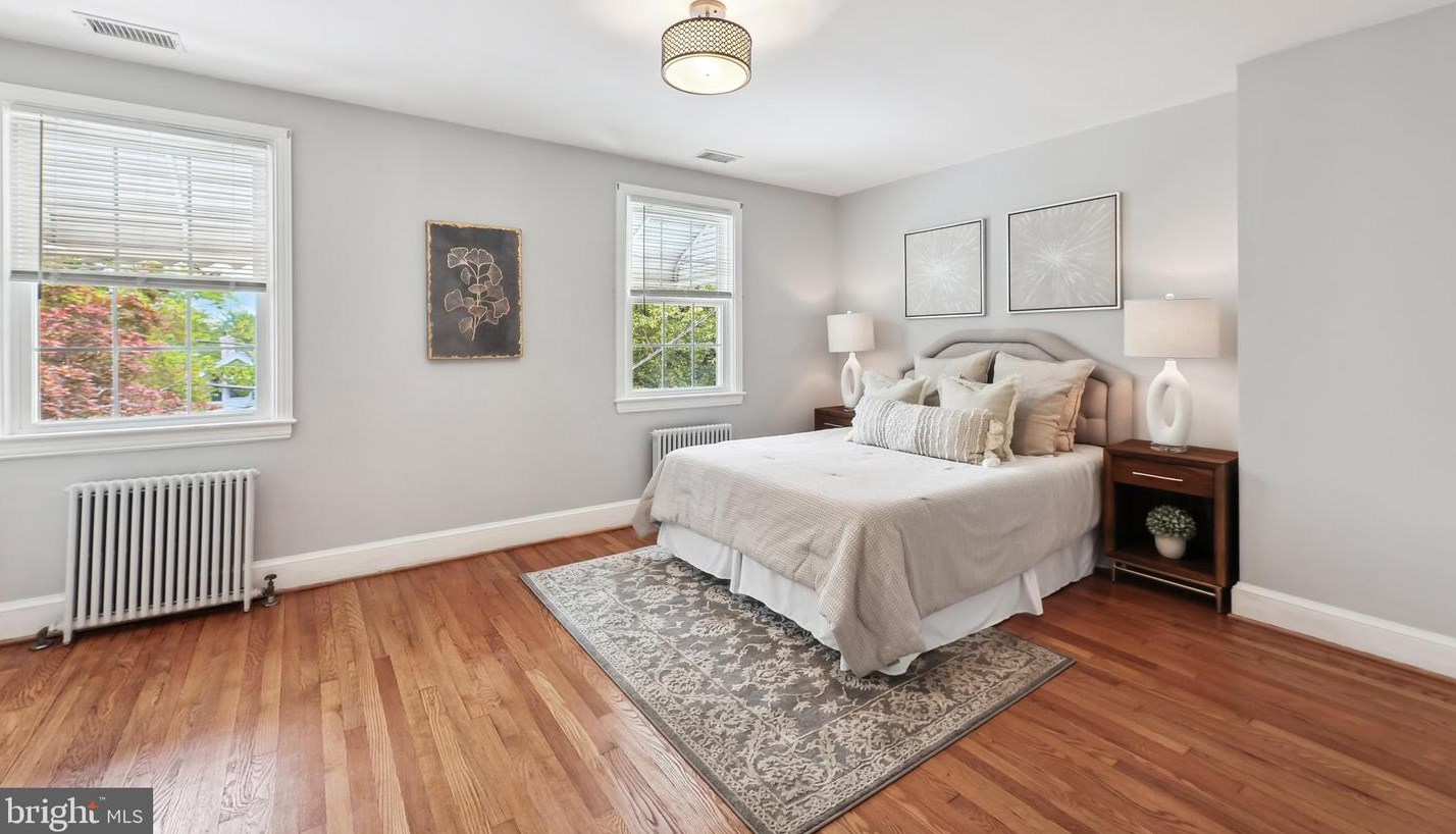 4116 10 St, Washington DC 20002-3719 exterior