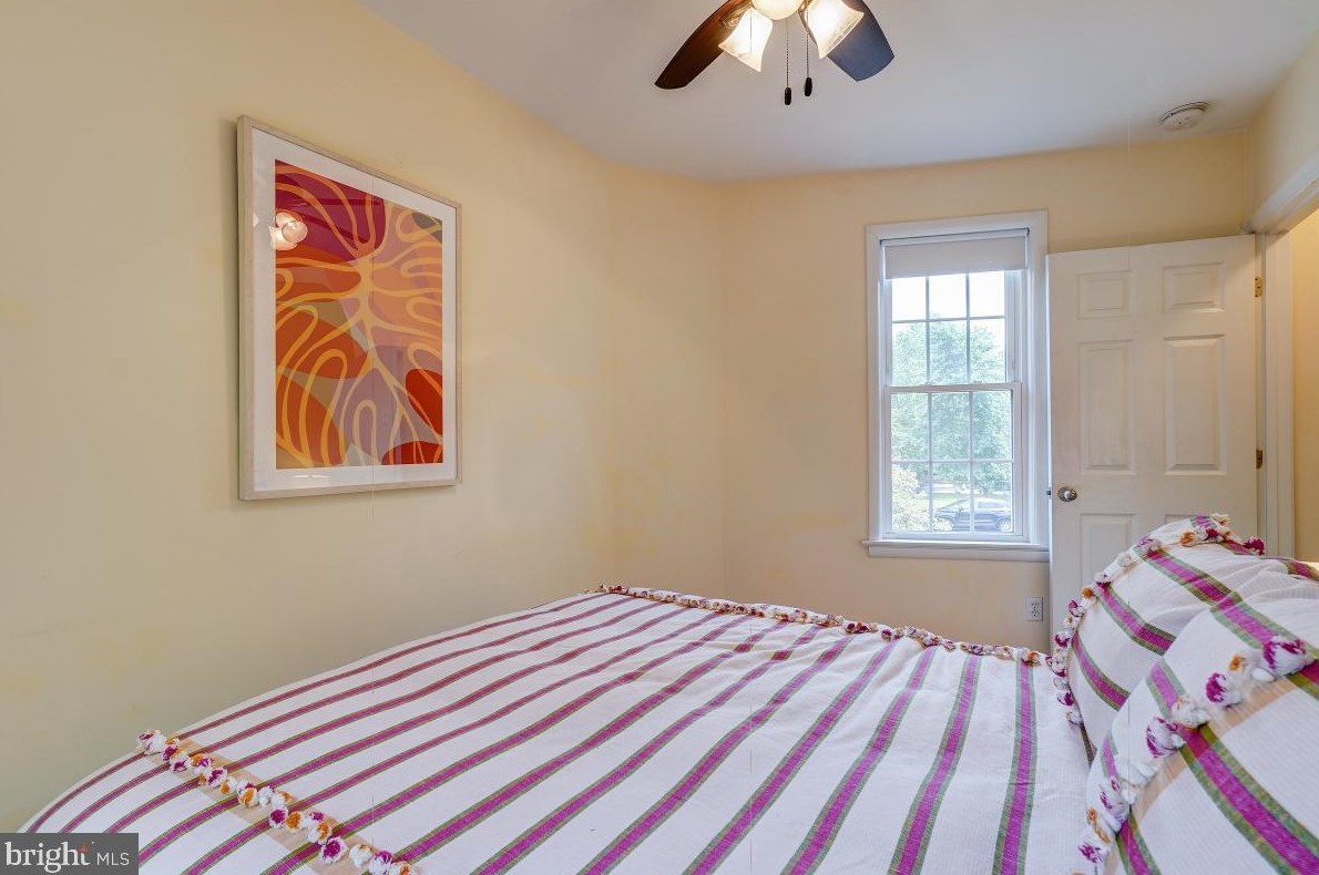 1225 C St, Washington DC 20003-1806 exterior