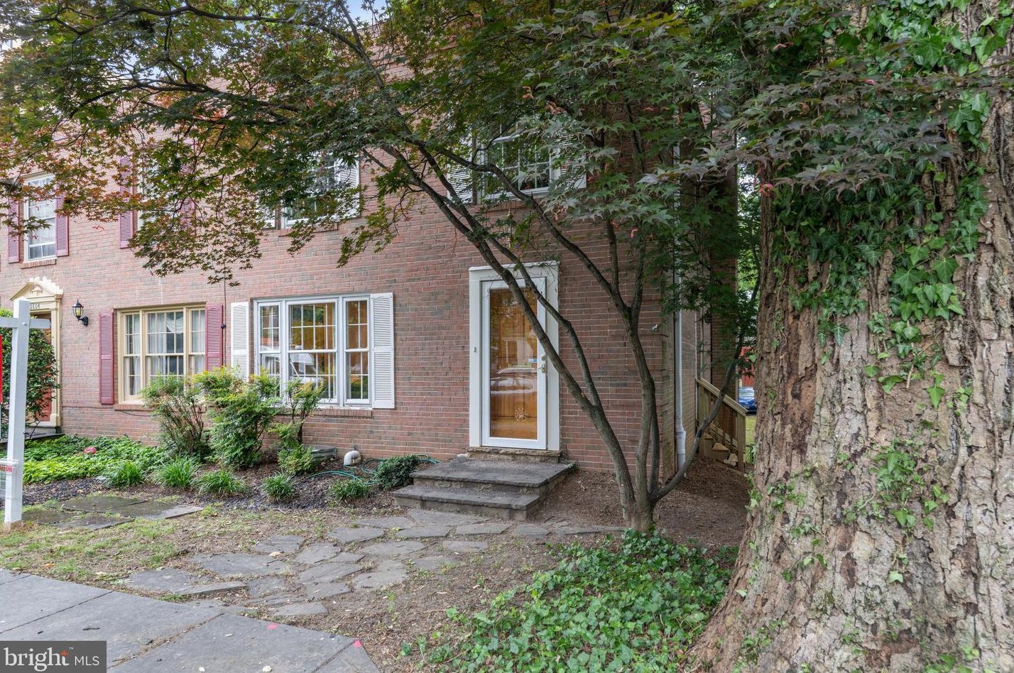 3806 Legation St Nw, Washington, DC 20015