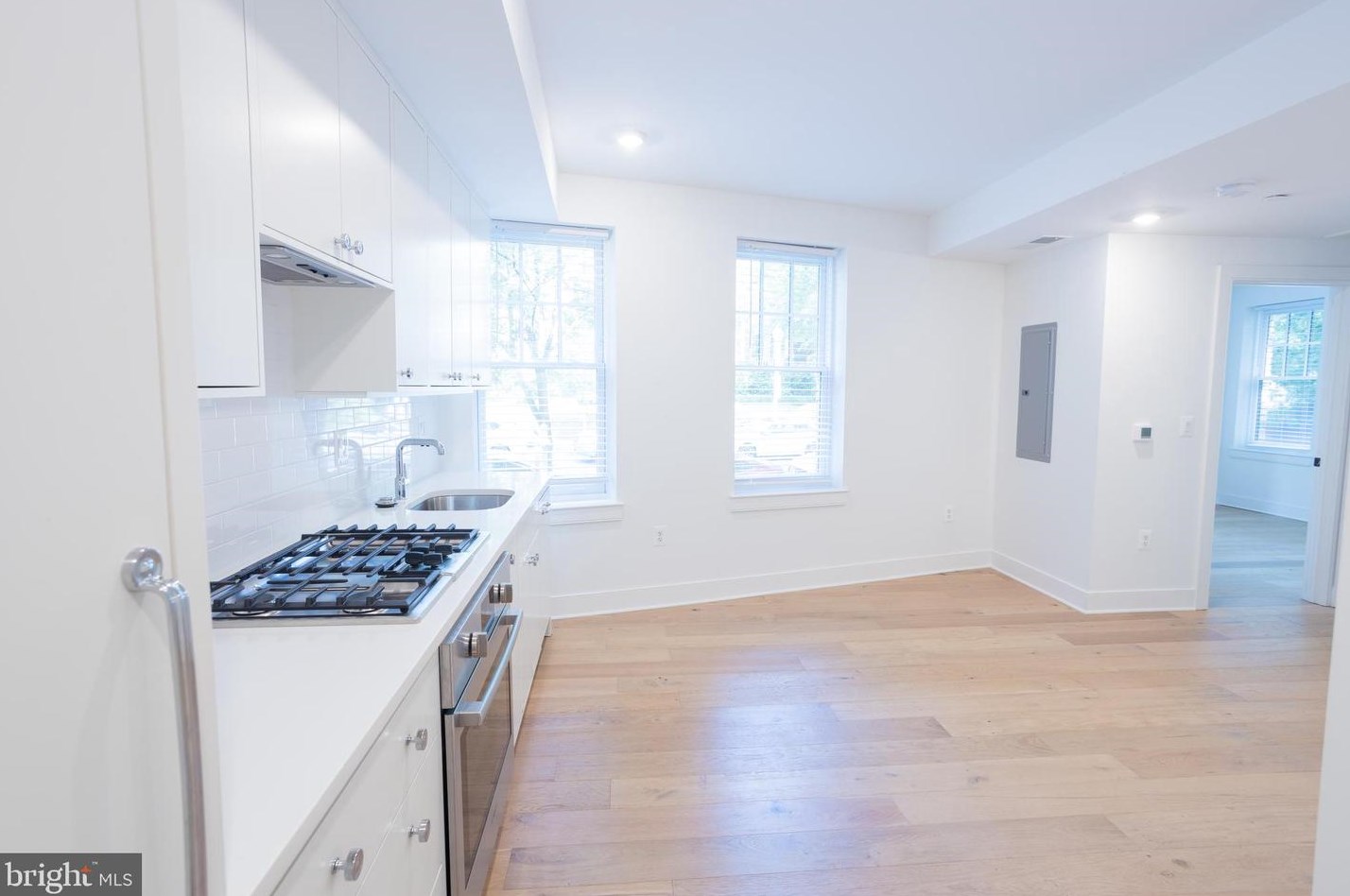 2869 28th Nw #102, Washington, DC 20008