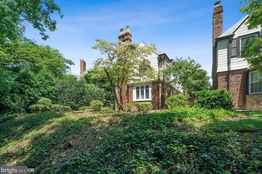 3733 Massachusetts Ave Se, Washington, DC 20019