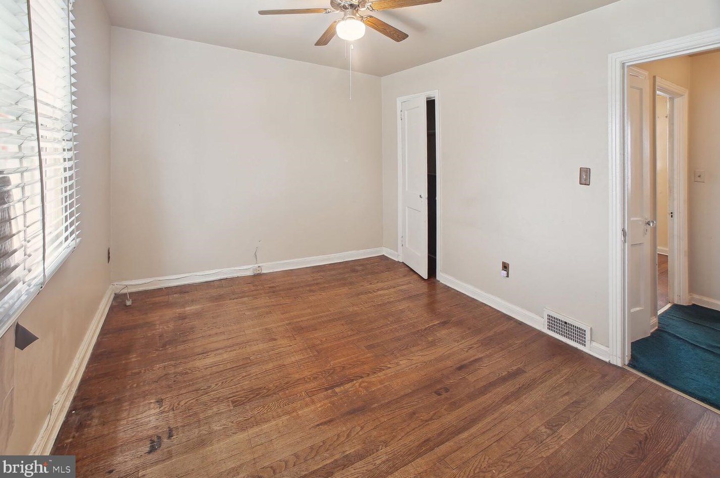 3342 Alden Pl, Washington DC 20019-1314 exterior