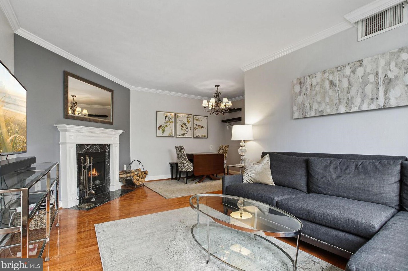3815 Davis Pl Nw Apt 4, Washington, DC 20007