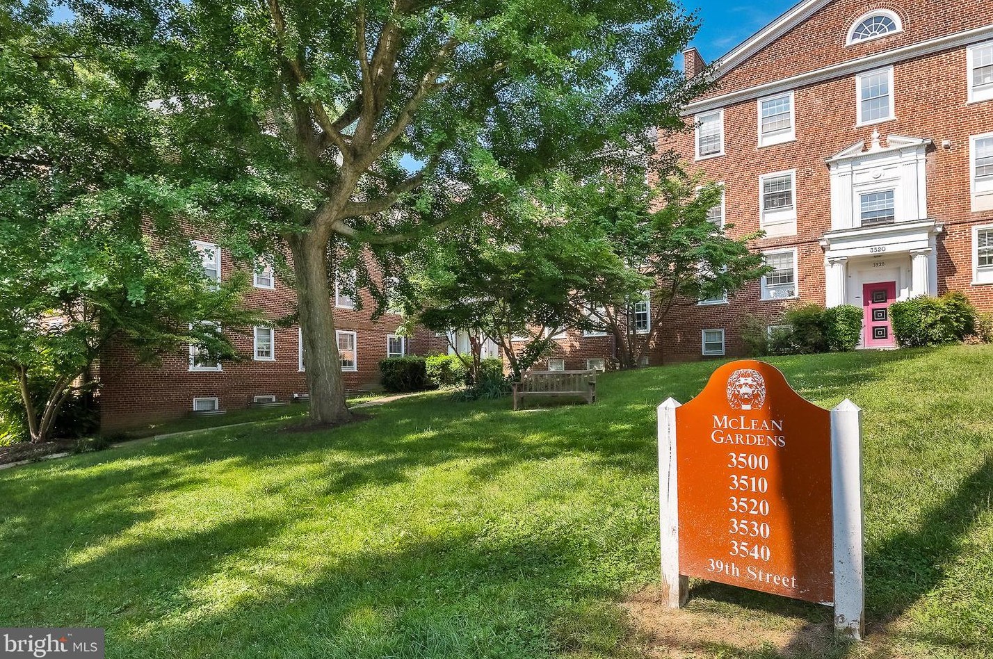 3510 39th St Nw # 666, Washington, DC 20016