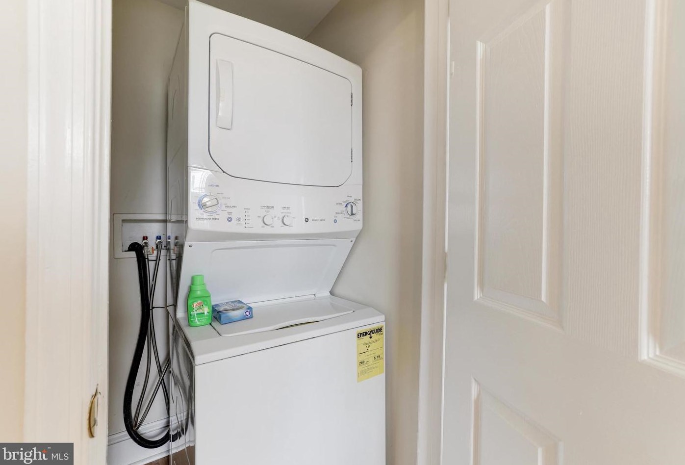 916 19 St, Washington DC 20002-4085 exterior