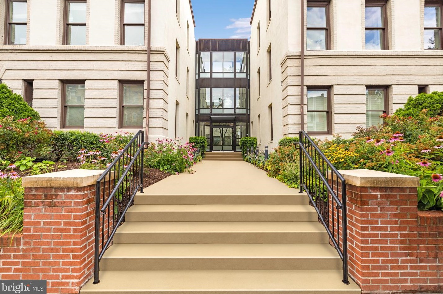 1840 Vernon St, Washington, DC 20009-1224