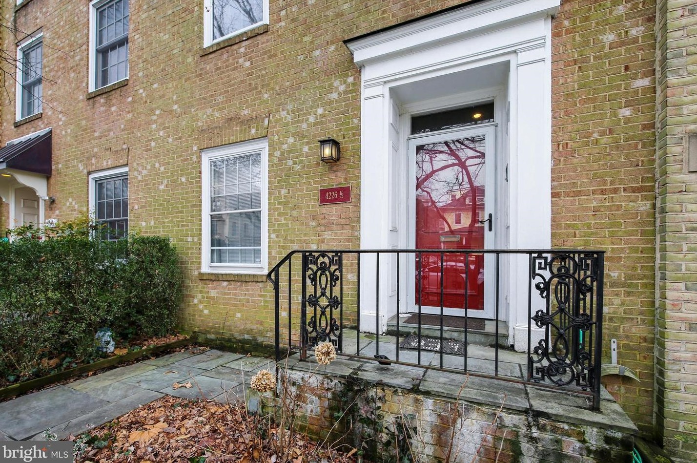 4226 1/2 River Rd Nw #2, Washington, DC 20016