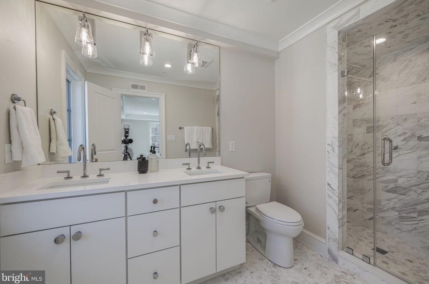 1601 38th St, Washington DC  20020-2327 exterior