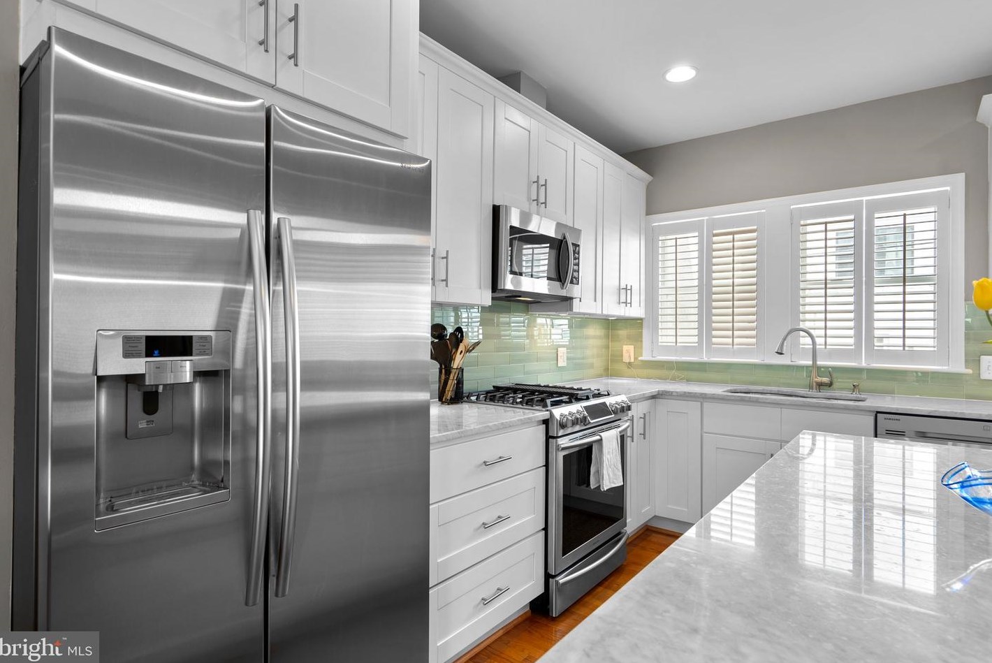 1147 Abbey Pl, Washington DC exterior