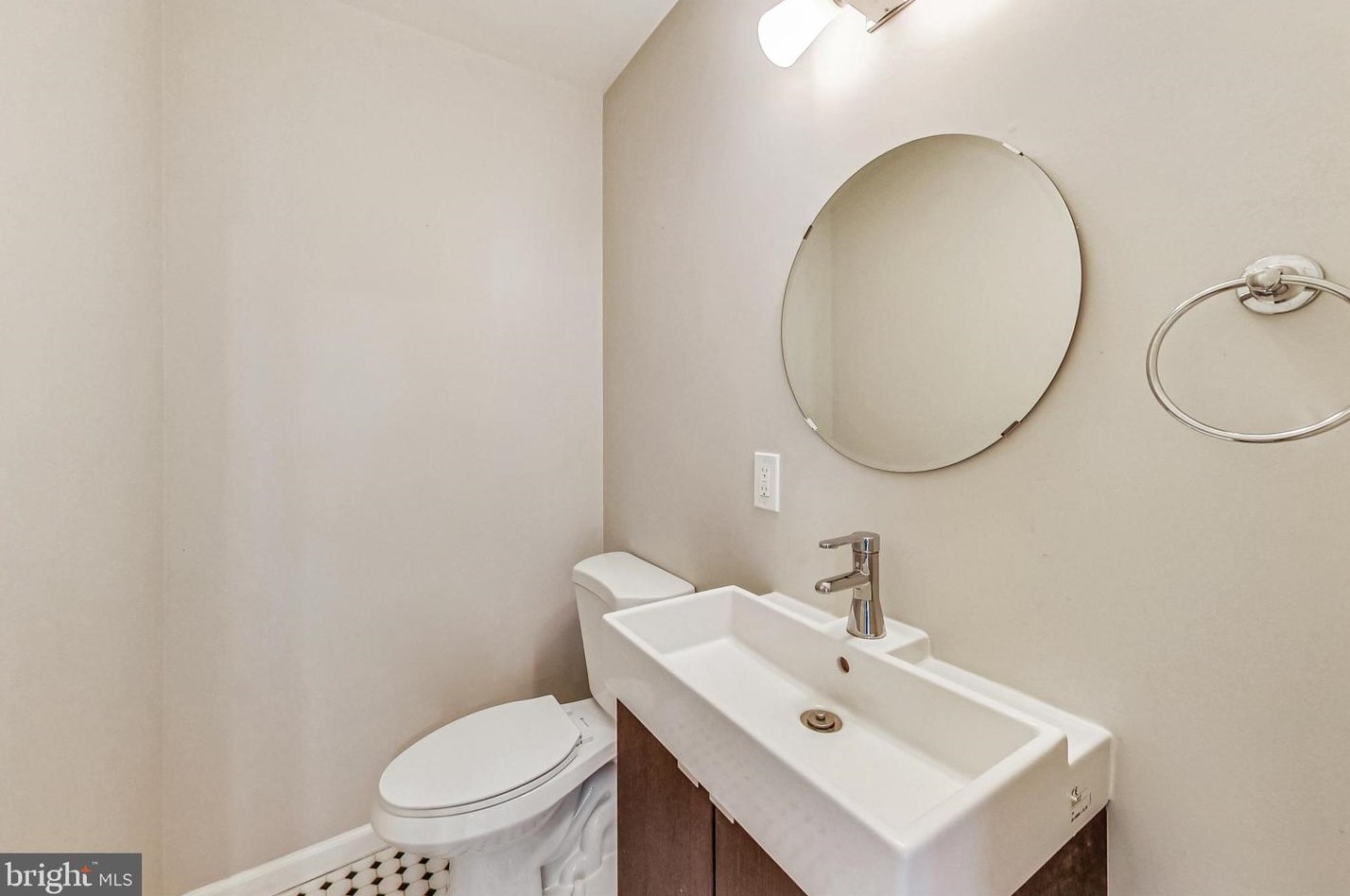 627 Lamont St Nw, Washington, DC 20010