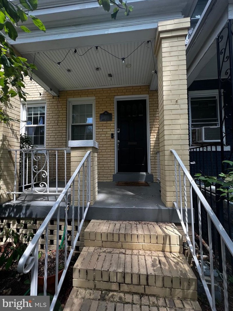 1133 Abbey Pl Ne, Washington, DC 20002