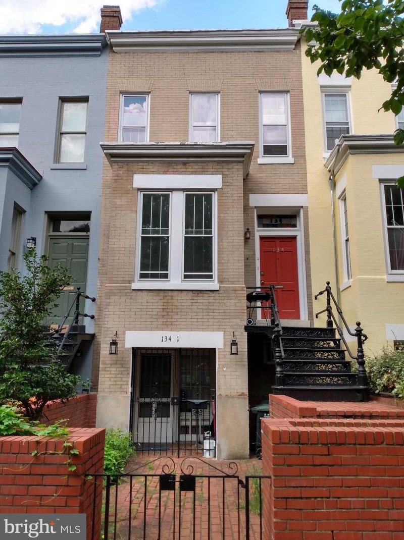 134 F St, Washington, DC 20003-2603
