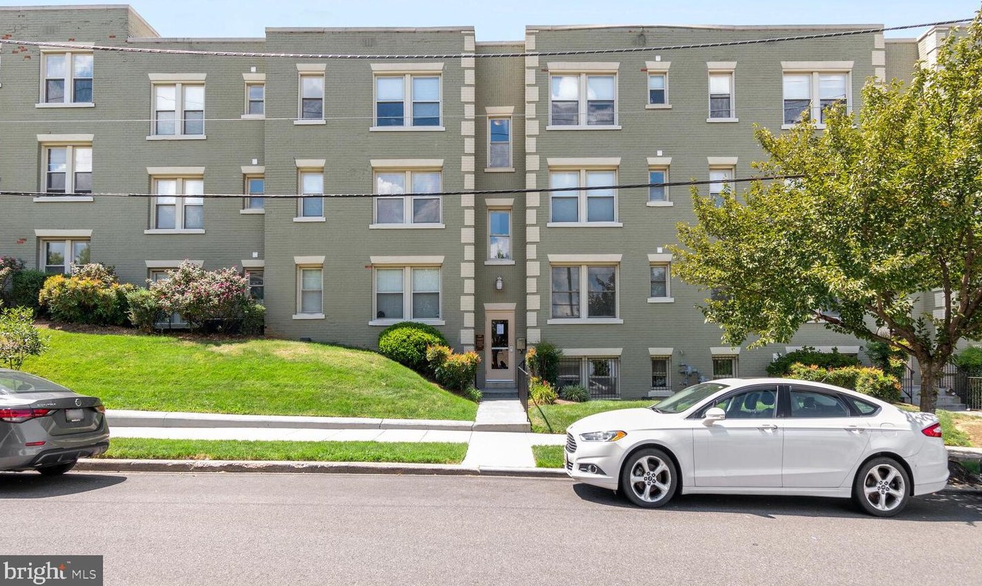 4420 1st Pl Ne #12, Washington, DC 20011