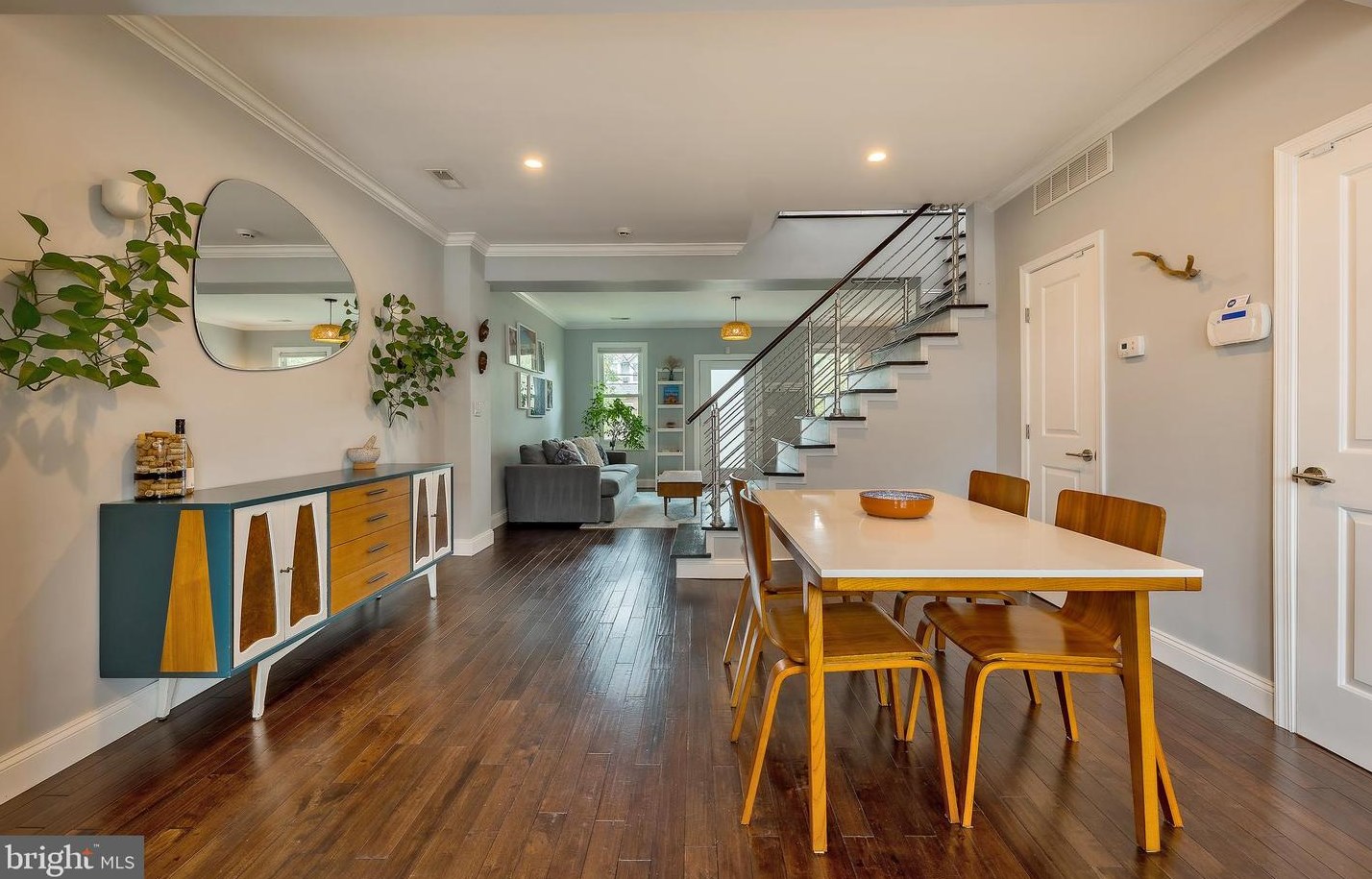 920 Delafield Pl, Washington DC 20011-4418 exterior