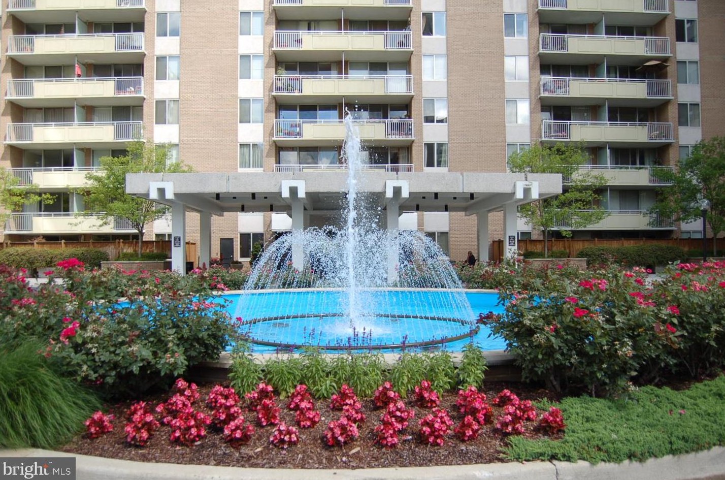 3001 Veazey Ter Nw Apt 1505, Washington, DC 20008
