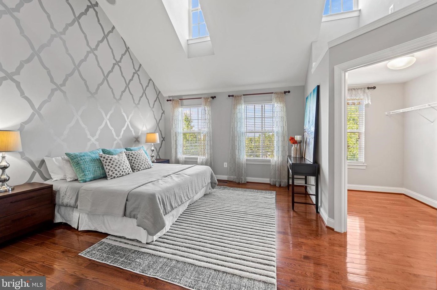 3810 Ft Lincoln Dr, Washington DC 20018-4311 exterior