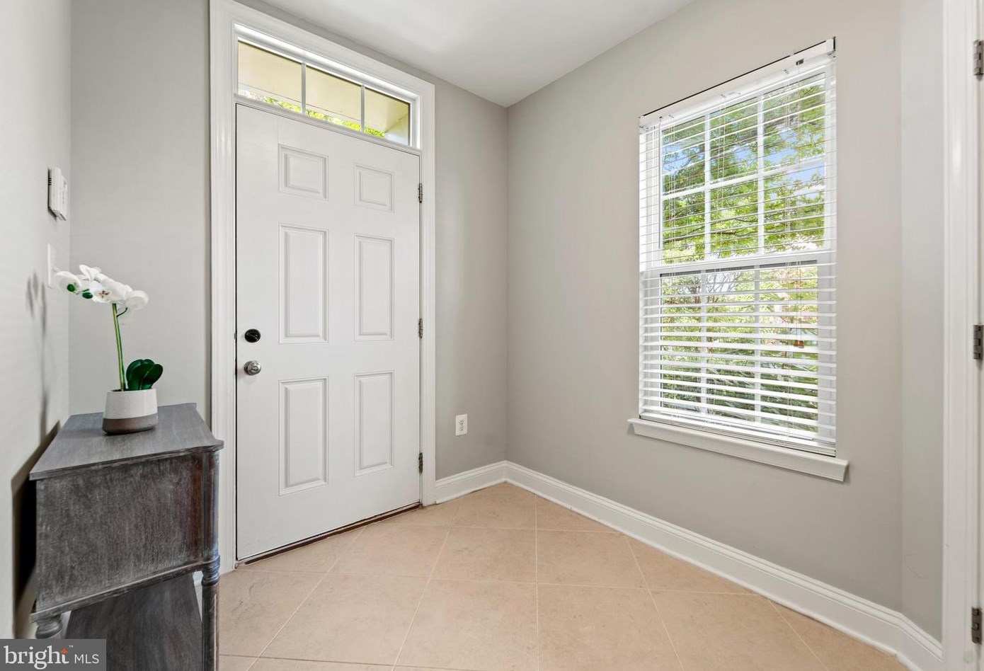 3810 Ft Lincoln Dr, Washington DC 20018-4311 exterior