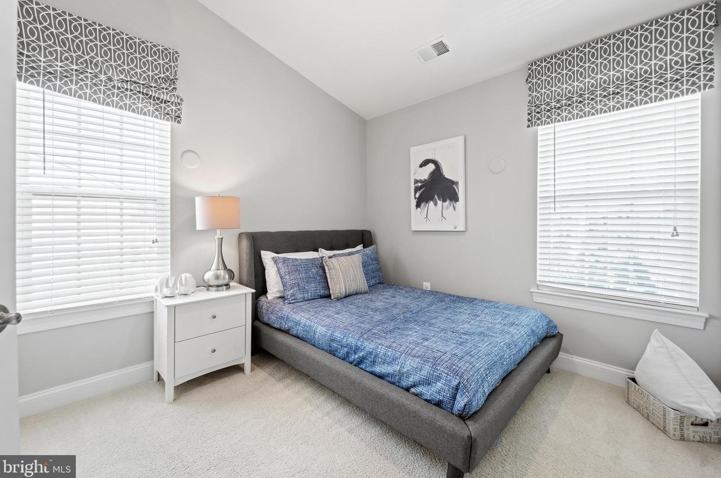 3810 Ft Lincoln Dr, Washington DC 20018-4311 exterior