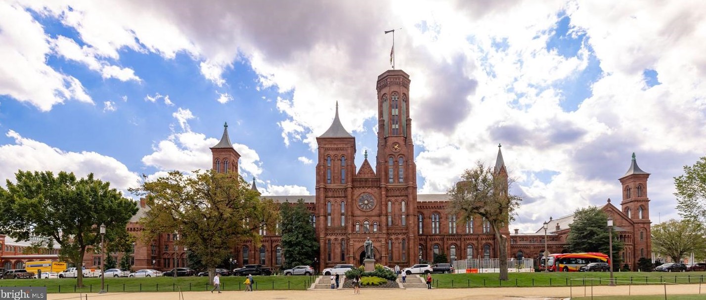 629 4 St, Washington DC 20002-4905 exterior