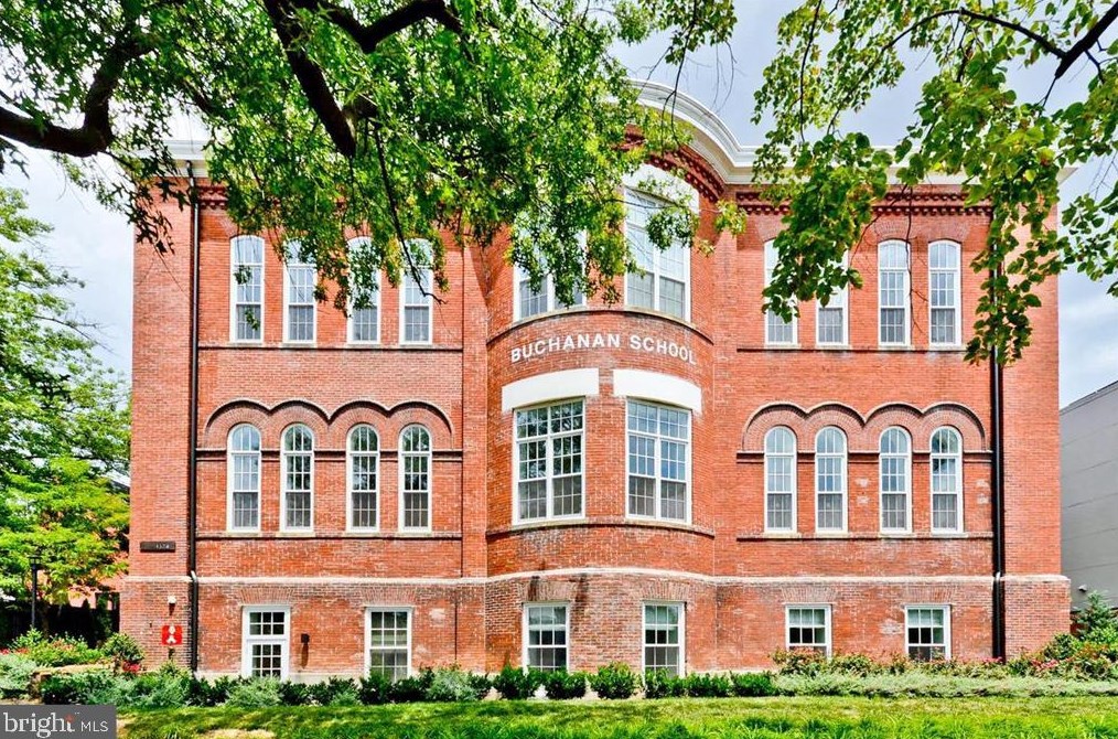1324 E St Se #111, Washington, DC 20003