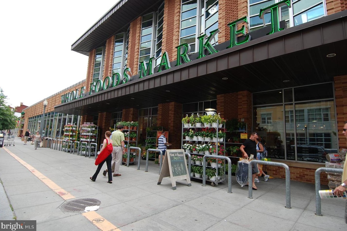 1514 17th St, Washington DC 20036-6227 exterior