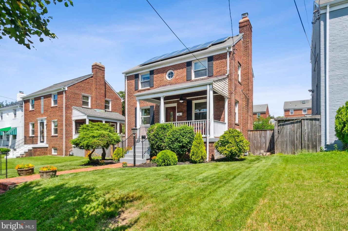1508 Montana Ave, Washington, DC 20018-1202