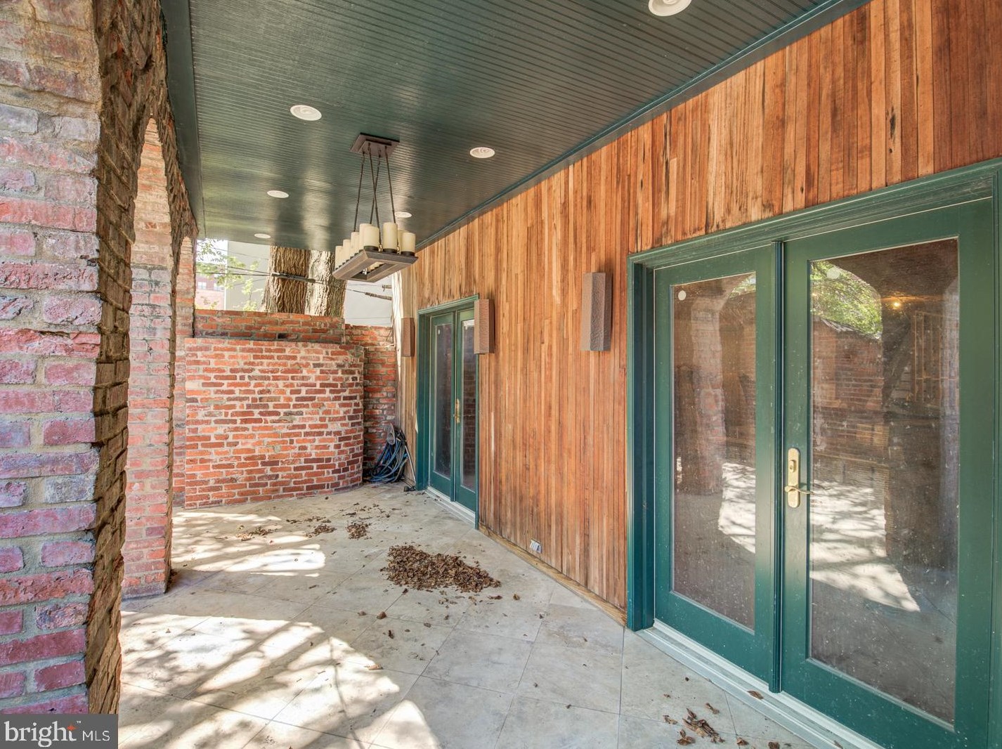 1324 Kenyon St, Washington DC 20010-2493 exterior