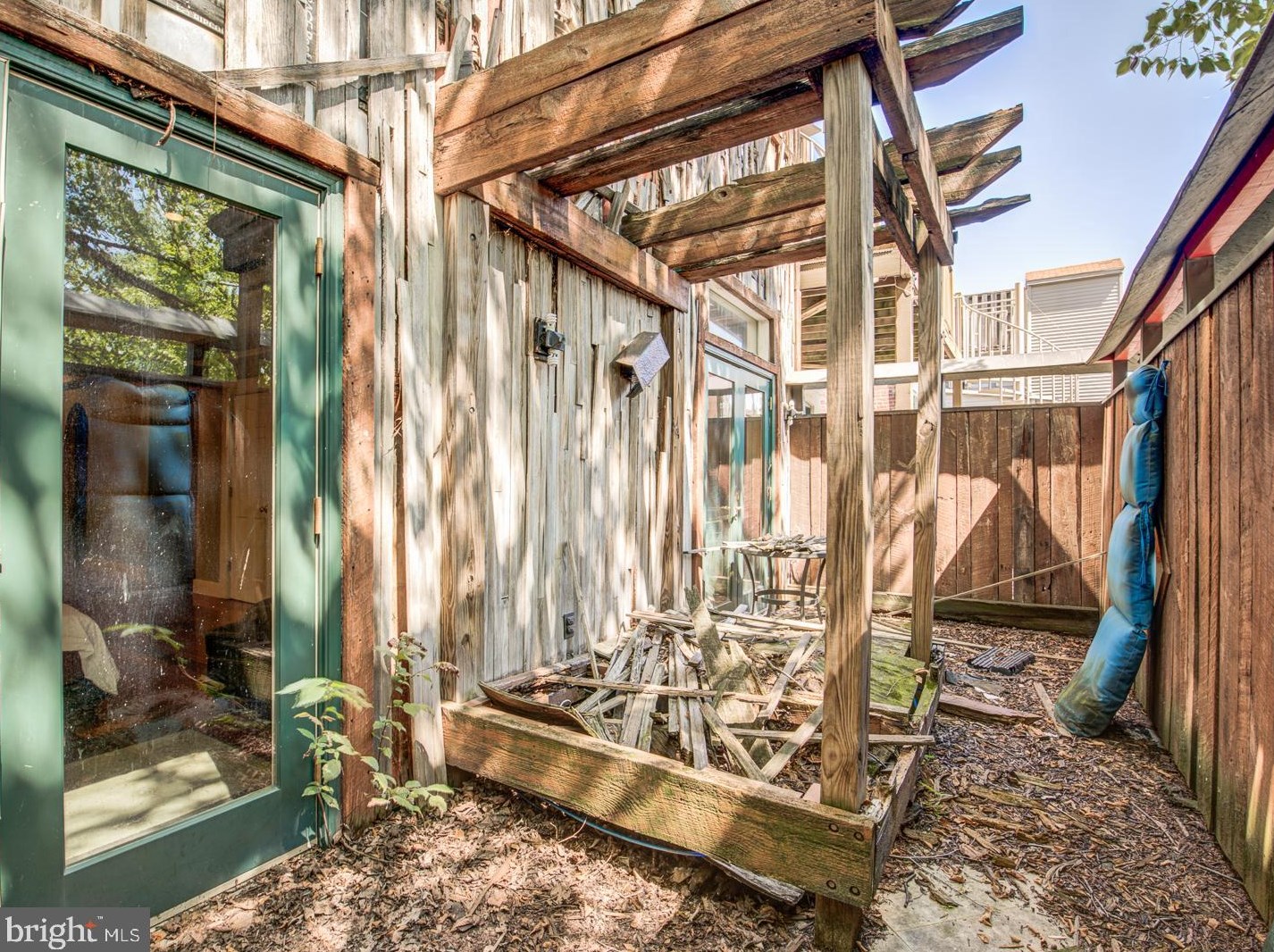 1324 Kenyon St, Washington DC 20010-2493 exterior