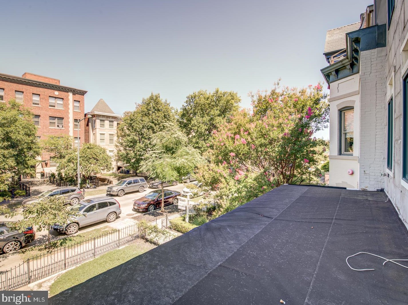 1324 Kenyon St, Washington DC 20010-2493 exterior